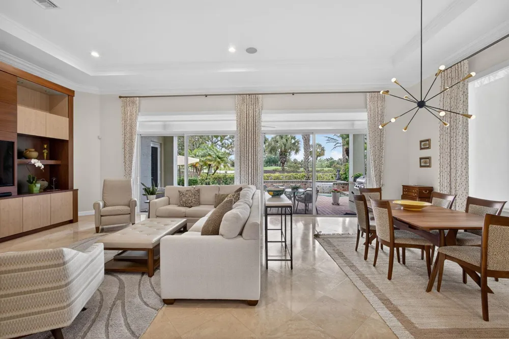 160 Viera Drive Palm Beach Gardens, FL 33418