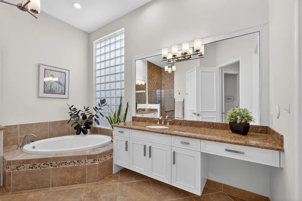 160 Viera Drive Palm Beach Gardens, FL 33418