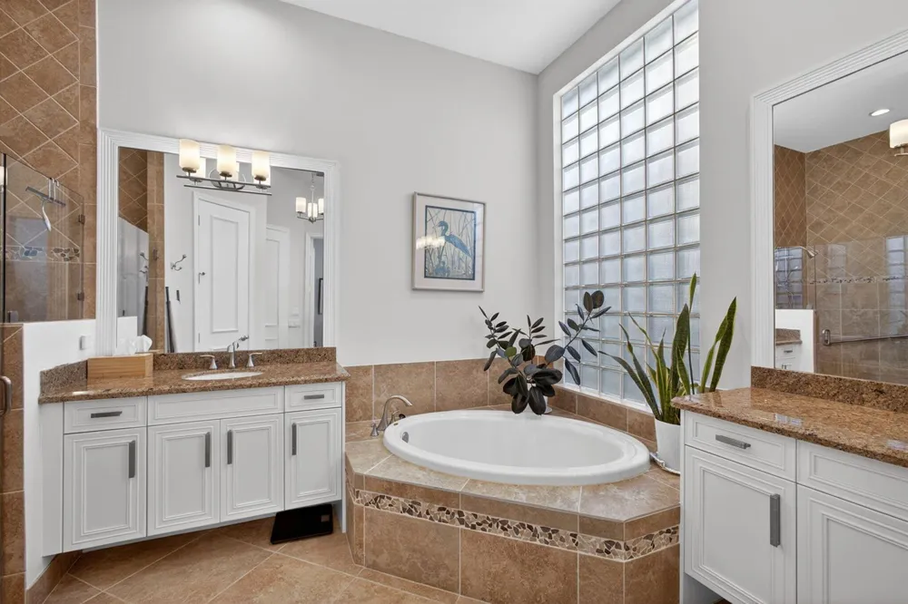 160 Viera Drive Palm Beach Gardens, FL 33418