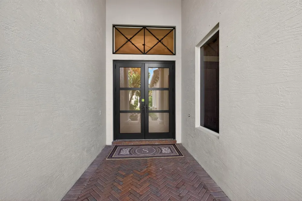 160 Viera Drive Palm Beach Gardens, FL 33418
