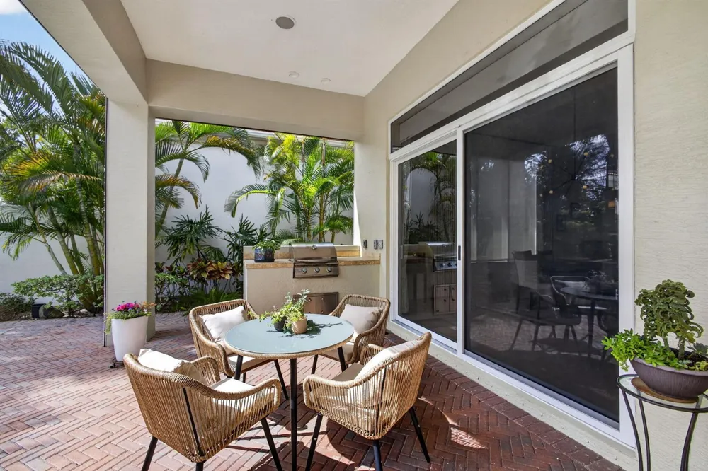 160 Viera Drive Palm Beach Gardens, FL 33418