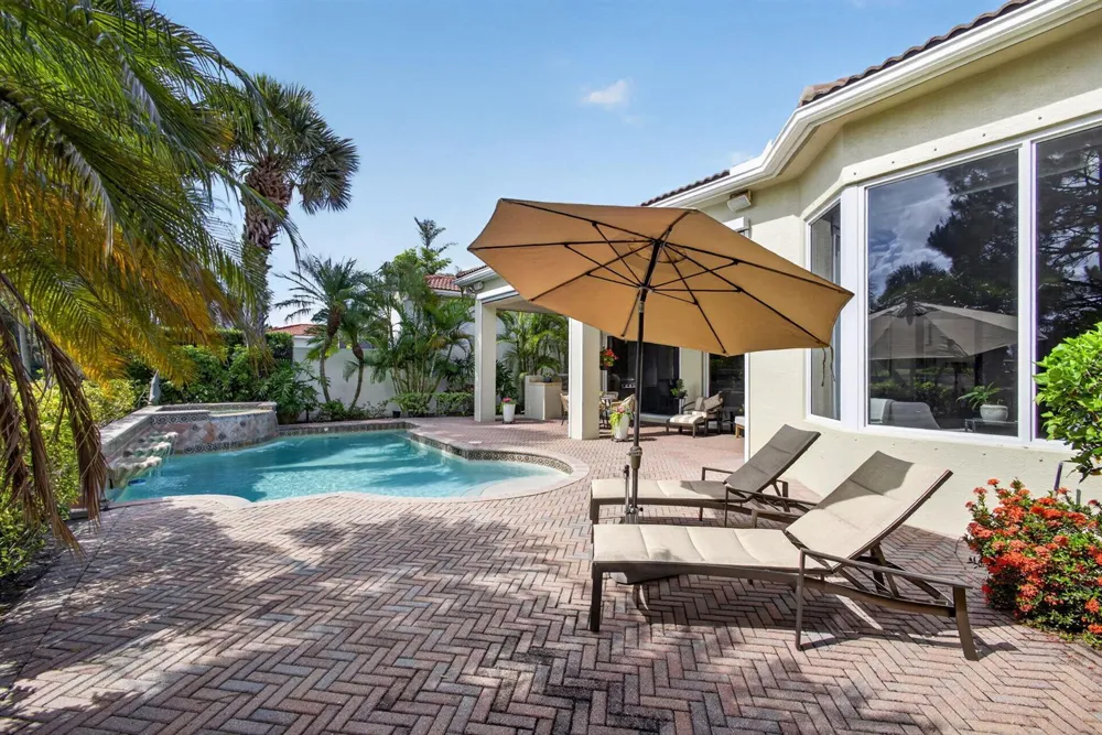 160 Viera Drive Palm Beach Gardens, FL 33418