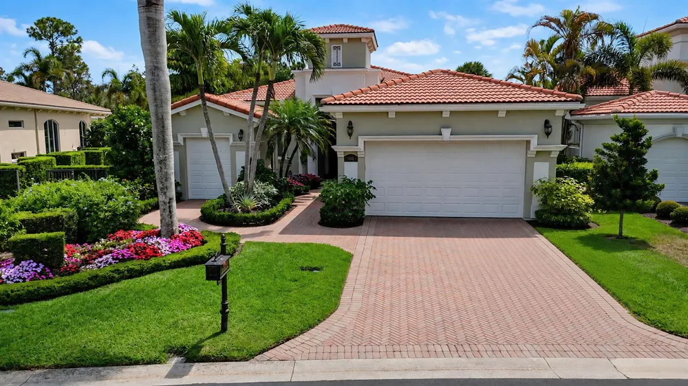 160 Viera Drive Palm Beach Gardens, FL 33418