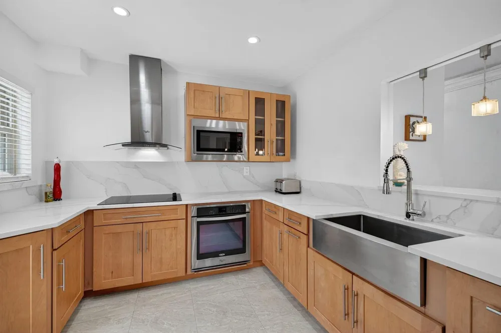 283 Imperial Lane Lauderdale By The Sea, FL 33308