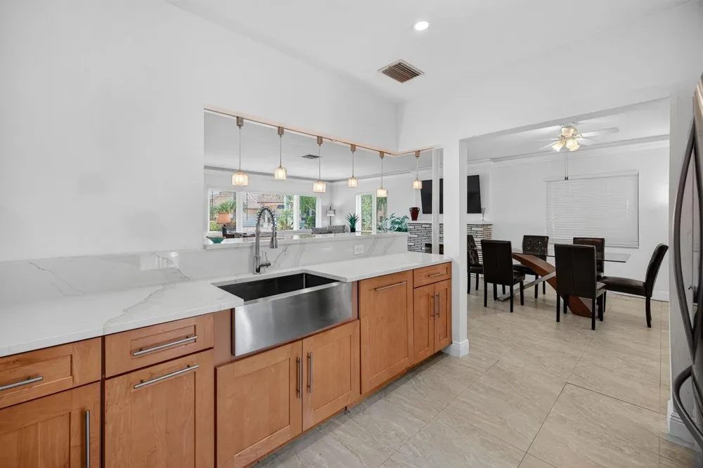 283 Imperial Lane Lauderdale By The Sea, FL 33308
