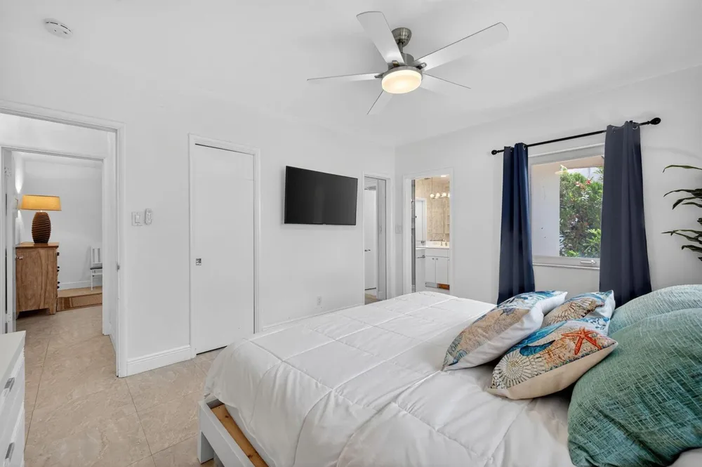 283 Imperial Lane Lauderdale By The Sea, FL 33308