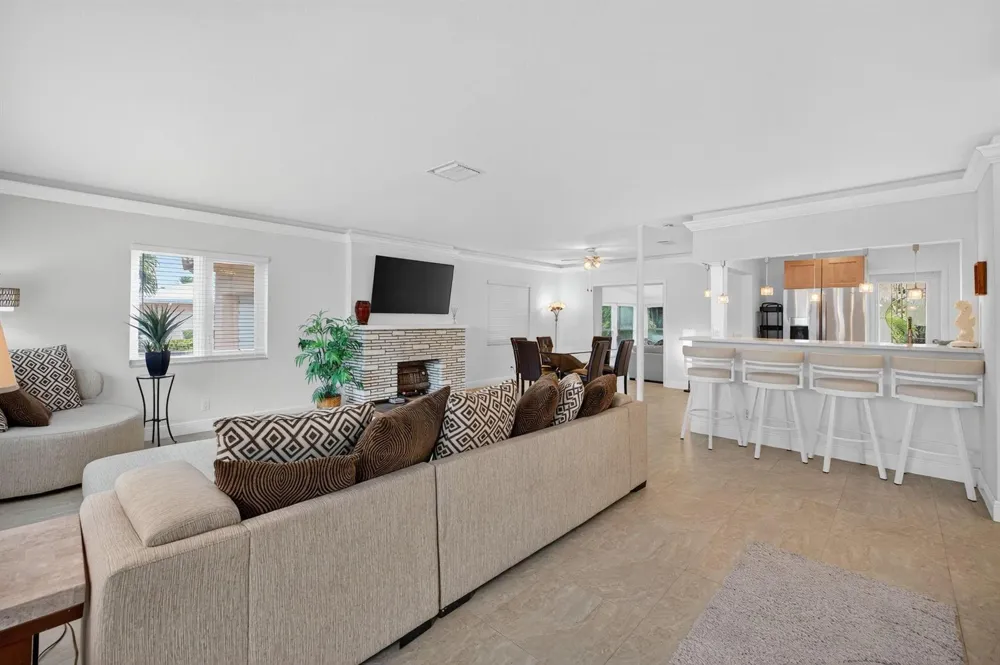 283 Imperial Lane Lauderdale By The Sea, FL 33308