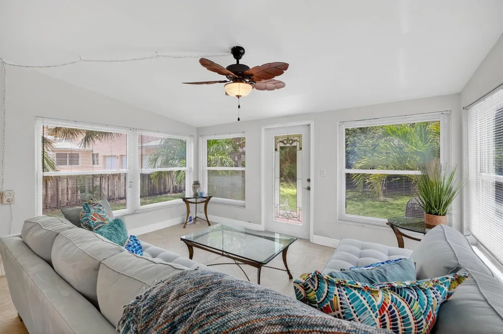 283 Imperial Lane Lauderdale By The Sea, FL 33308