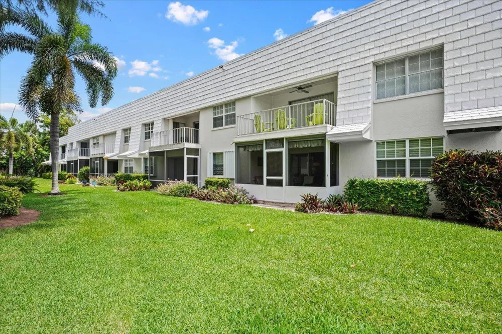 1205 Sandy Lane #145 Singer Island, FL 33404