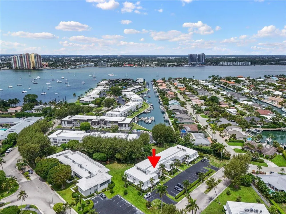 1205 Sandy Lane #145 Singer Island, FL 33404