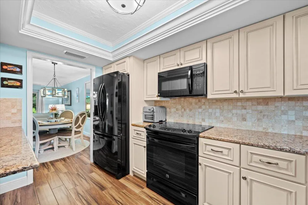 1205 Sandy Lane #145 Singer Island, FL 33404