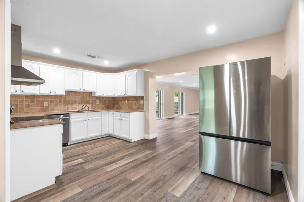 3201 Alice Drive Palm Springs, FL 33461