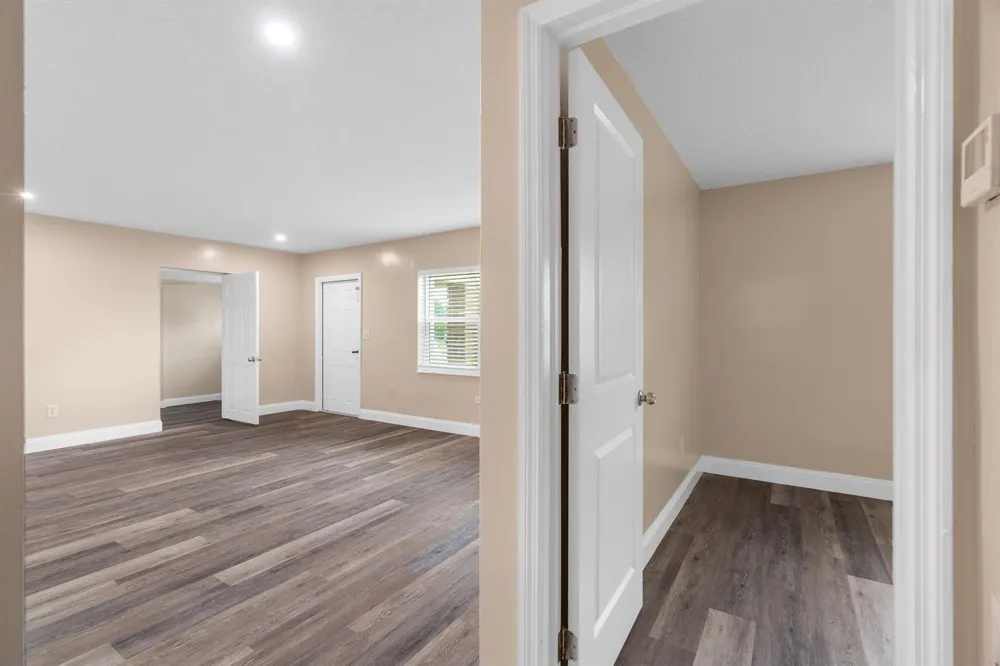 3201 Alice Drive Palm Springs, FL 33461