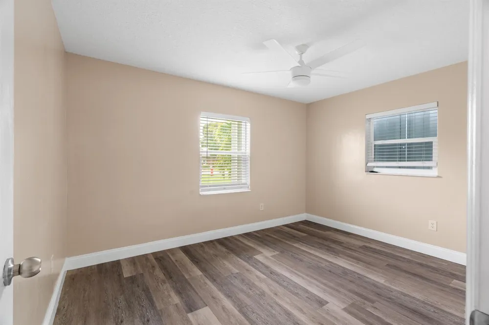 3201 Alice Drive Palm Springs, FL 33461