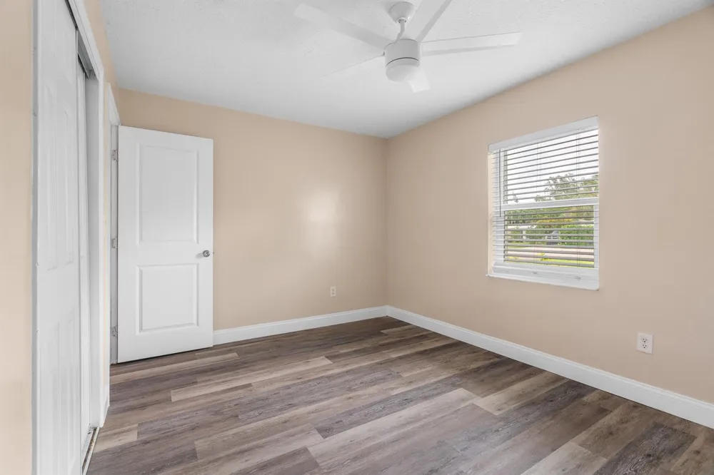3201 Alice Drive Palm Springs, FL 33461