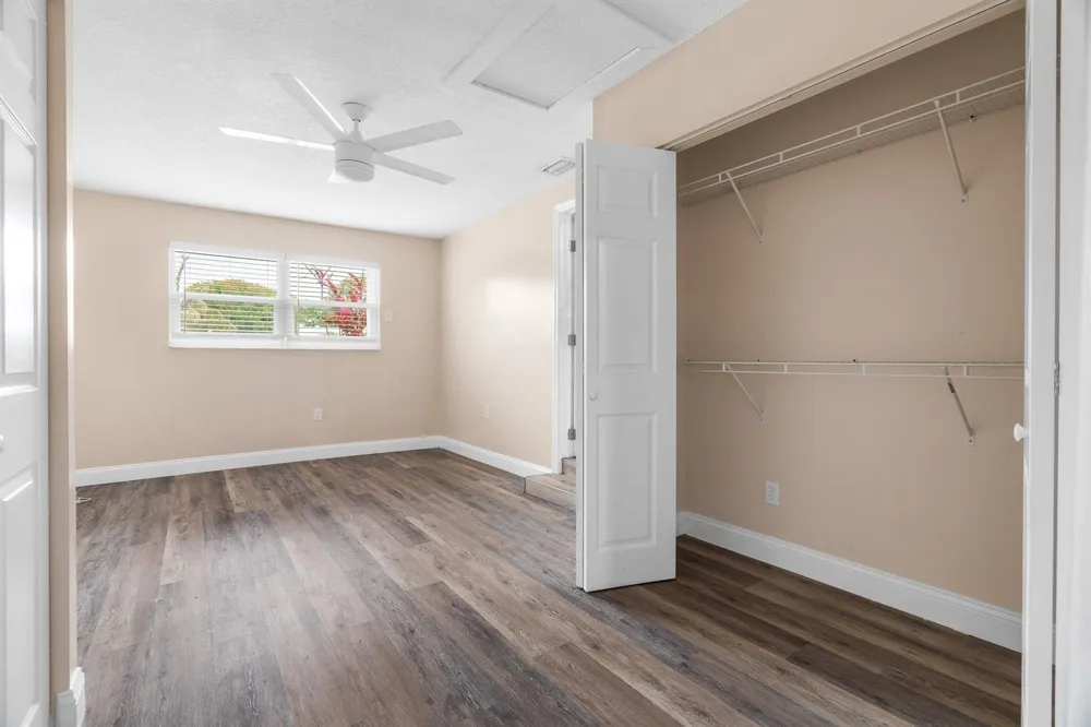 3201 Alice Drive Palm Springs, FL 33461