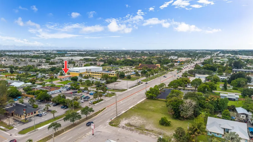 3201 Alice Drive Palm Springs, FL 33461