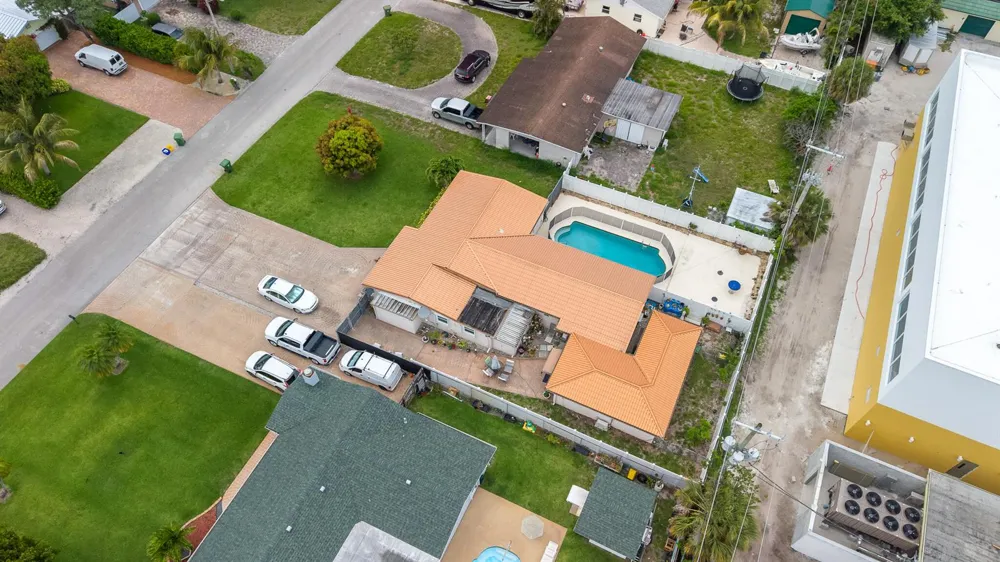 3201 Alice Drive Palm Springs, FL 33461