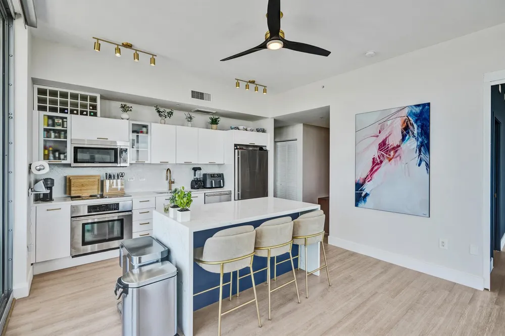 3470 E Coast Avenue #H2704 Miami, FL 33137