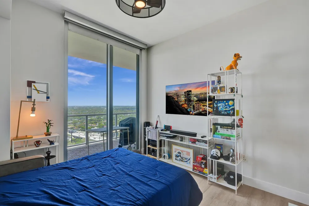 3470 E Coast Avenue #H2704 Miami, FL 33137