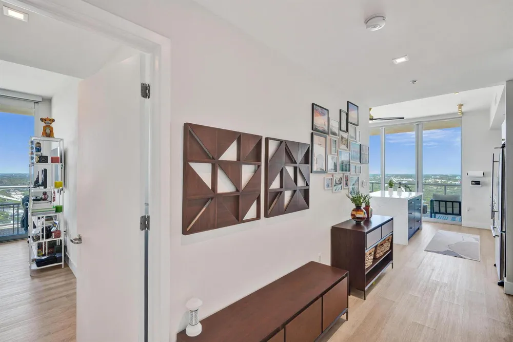 3470 E Coast Avenue #H2704 Miami, FL 33137