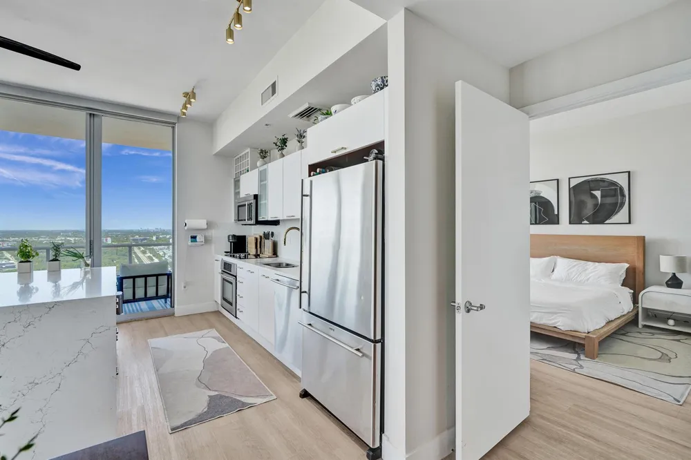 3470 E Coast Avenue #H2704 Miami, FL 33137