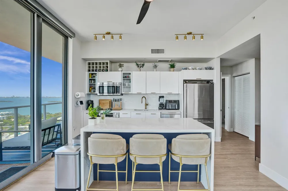 3470 E Coast Avenue #H2704 Miami, FL 33137