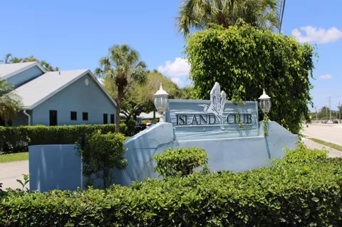 3883 Island Club Circle W