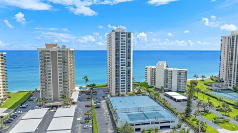 5420 Ocean Drive #305