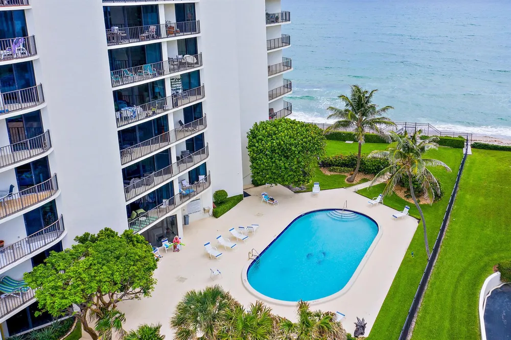 5420 Ocean Drive #305 Singer Island, FL 33404