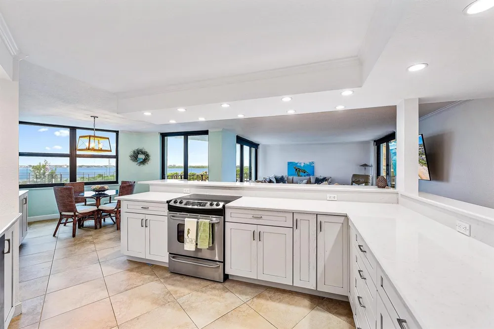 5420 Ocean Drive #305 Singer Island, FL 33404
