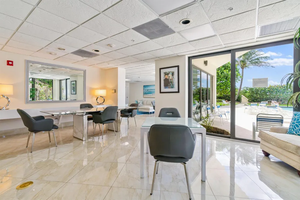 5420 Ocean Drive #305 Singer Island, FL 33404