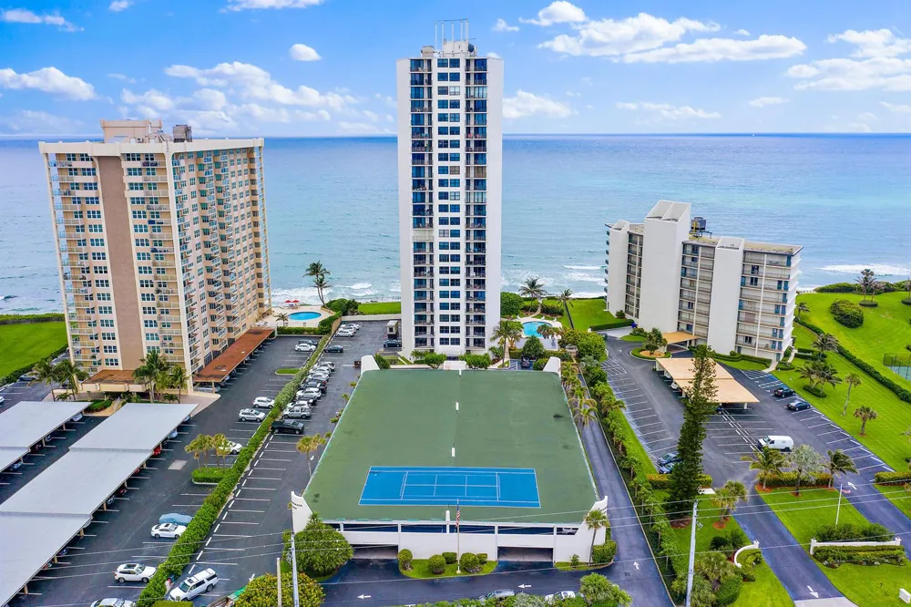 5420 Ocean Drive #305 Singer Island, FL 33404