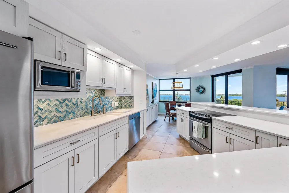5420 Ocean Drive #305 Singer Island, FL 33404