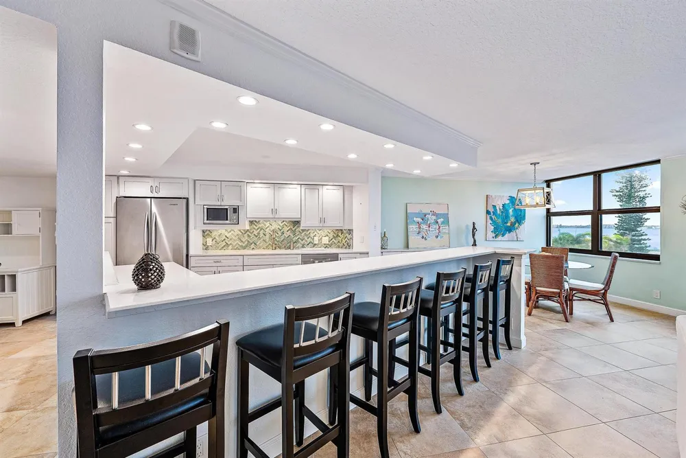 5420 Ocean Drive #305 Singer Island, FL 33404