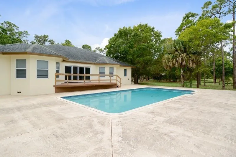 4935 Lame Panther Lane Loxahatchee, FL 33470
