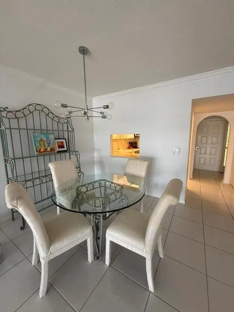 29 Yacht Club Drive #304 North Palm Beach, FL 33408