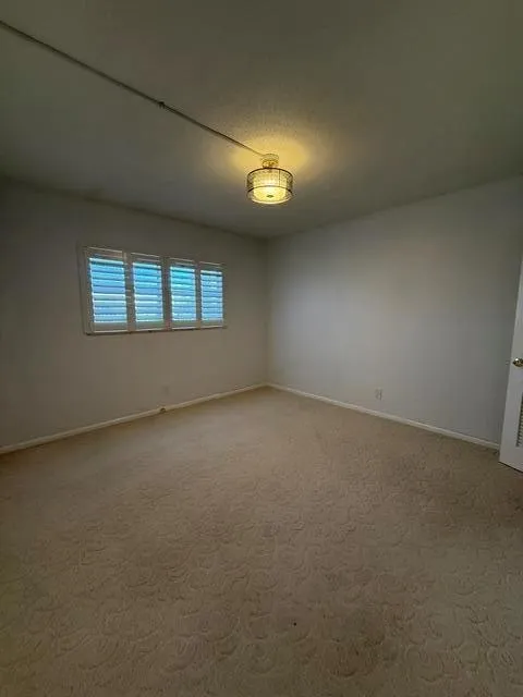 29 Yacht Club Drive #304 North Palm Beach, FL 33408