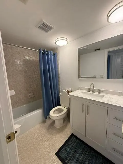 29 Yacht Club Drive #304 North Palm Beach, FL 33408