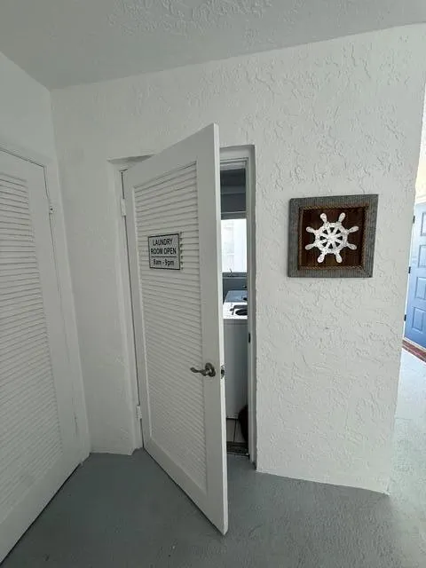 29 Yacht Club Drive #304 North Palm Beach, FL 33408