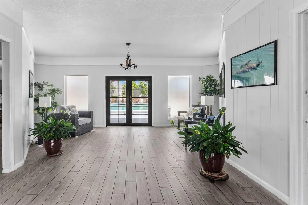 29 Yacht Club Drive #304 North Palm Beach, FL 33408