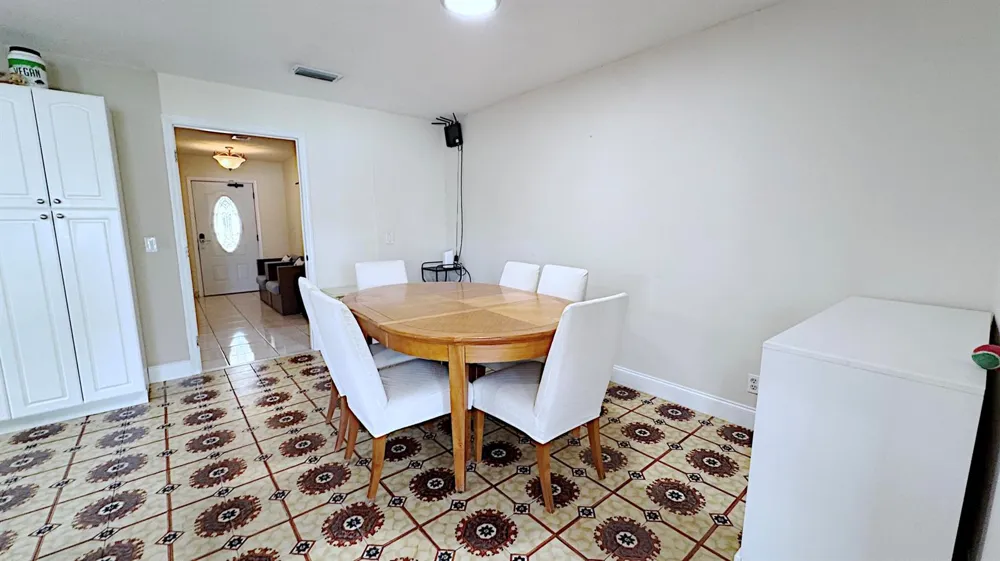 411 SE 4th Street Dania Beach, FL 33004