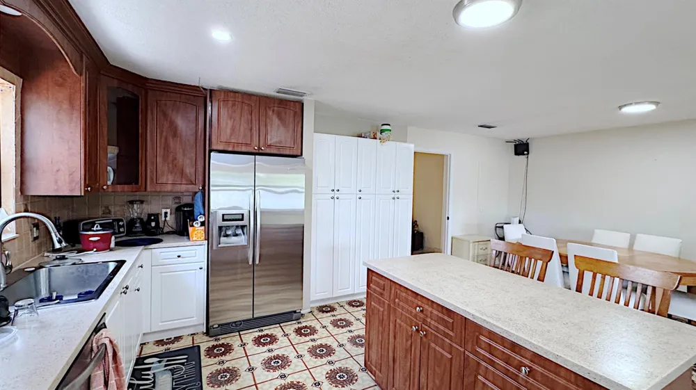 411 SE 4th Street Dania Beach, FL 33004