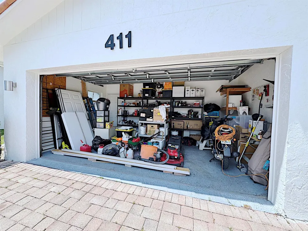 411 SE 4th Street Dania Beach, FL 33004
