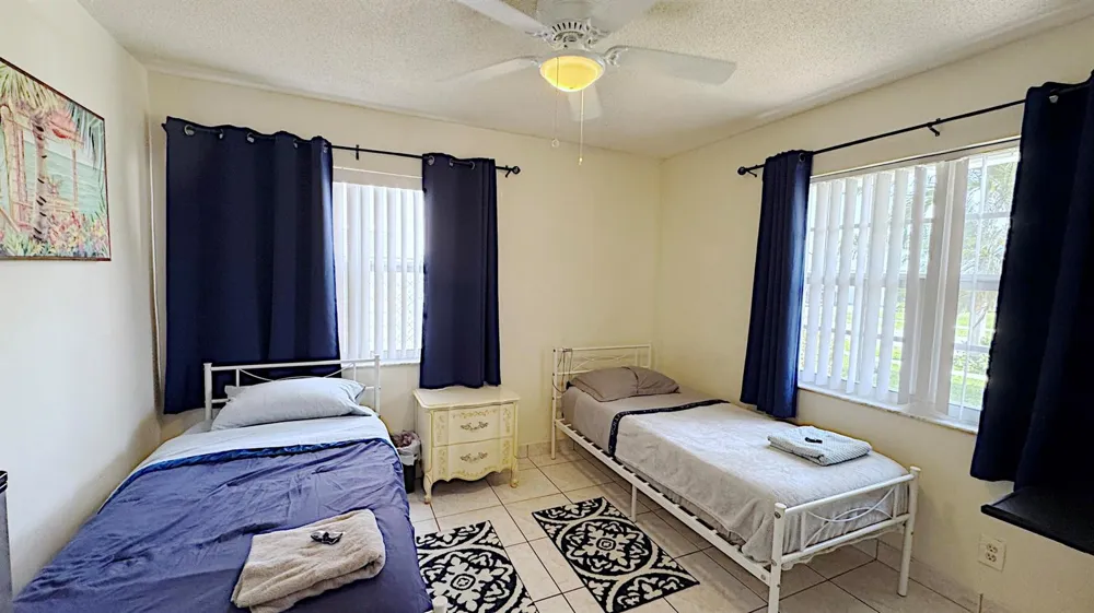 411 SE 4th Street Dania Beach, FL 33004