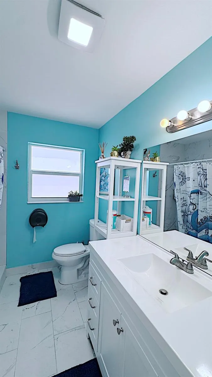 411 SE 4th Street Dania Beach, FL 33004