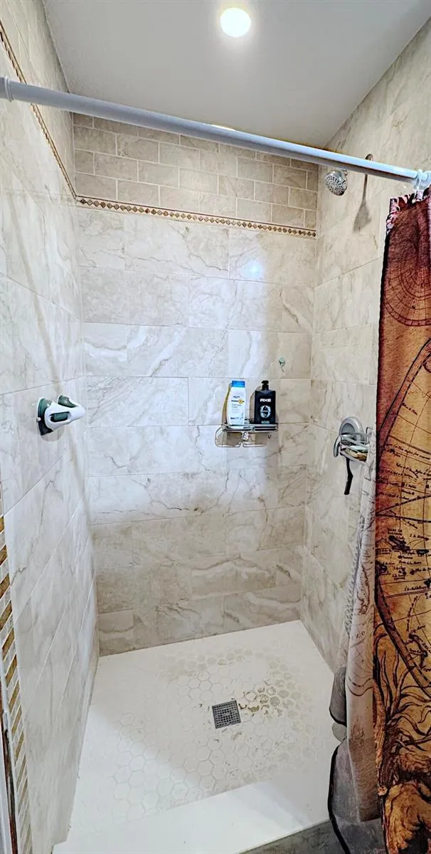 411 SE 4th Street Dania Beach, FL 33004