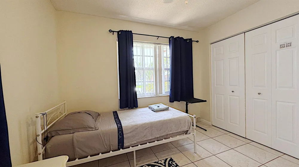 411 SE 4th Street Dania Beach, FL 33004