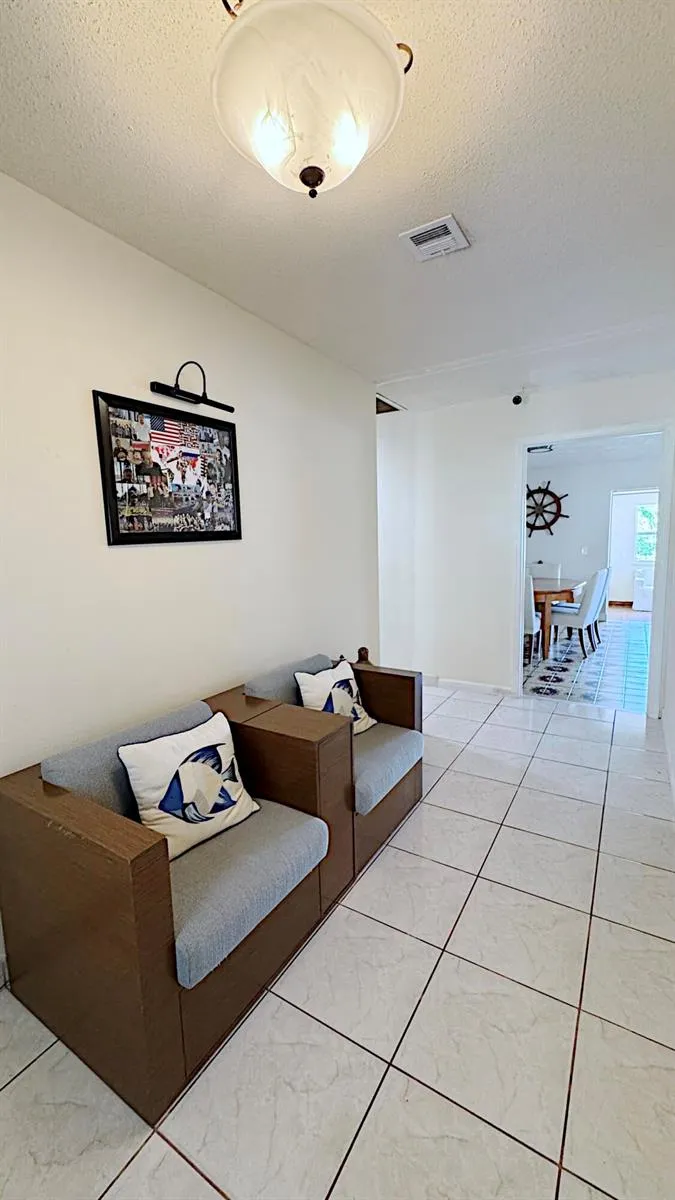 411 SE 4th Street Dania Beach, FL 33004