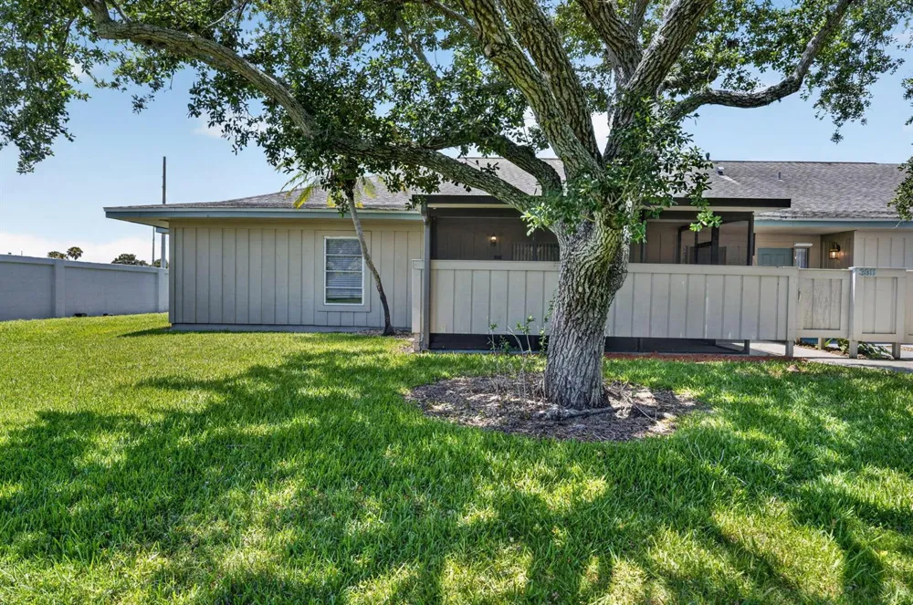 3911 NW Cinnamon Tree Circle Jensen Beach, FL 34957